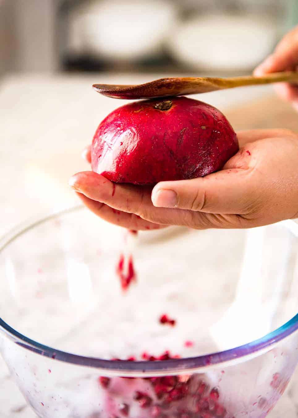 How to get seeds out of pomegranates