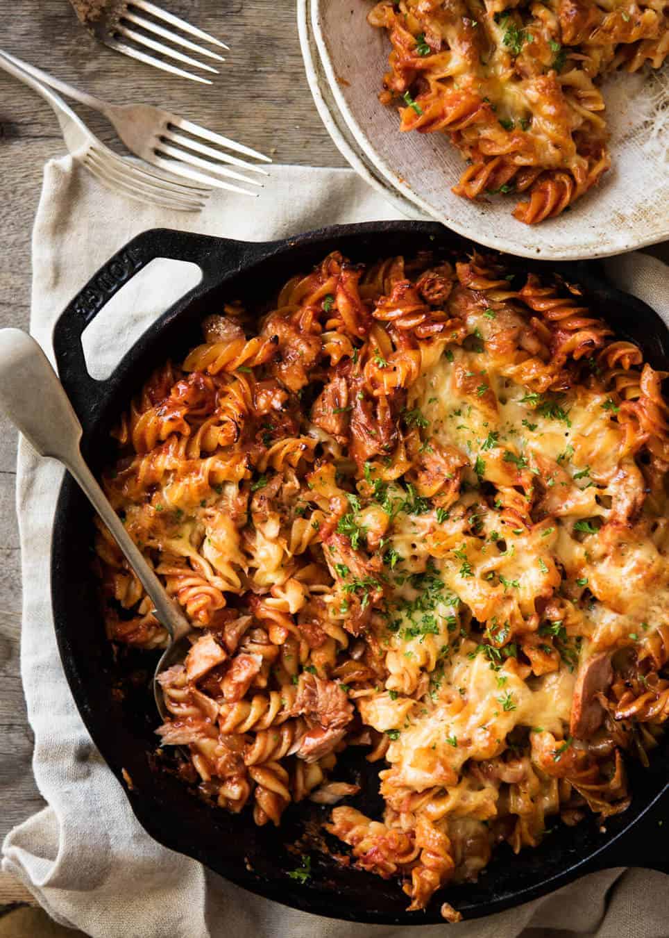 Everybody should know how to make a truly delicious Tuna Pasta Bake, for all those times when your cupboards are bare! www.recipetineats.com