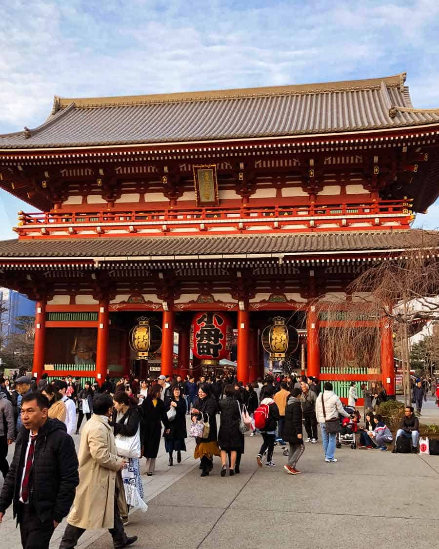 Asakusa Temple - Senso-ji Buddhist temple