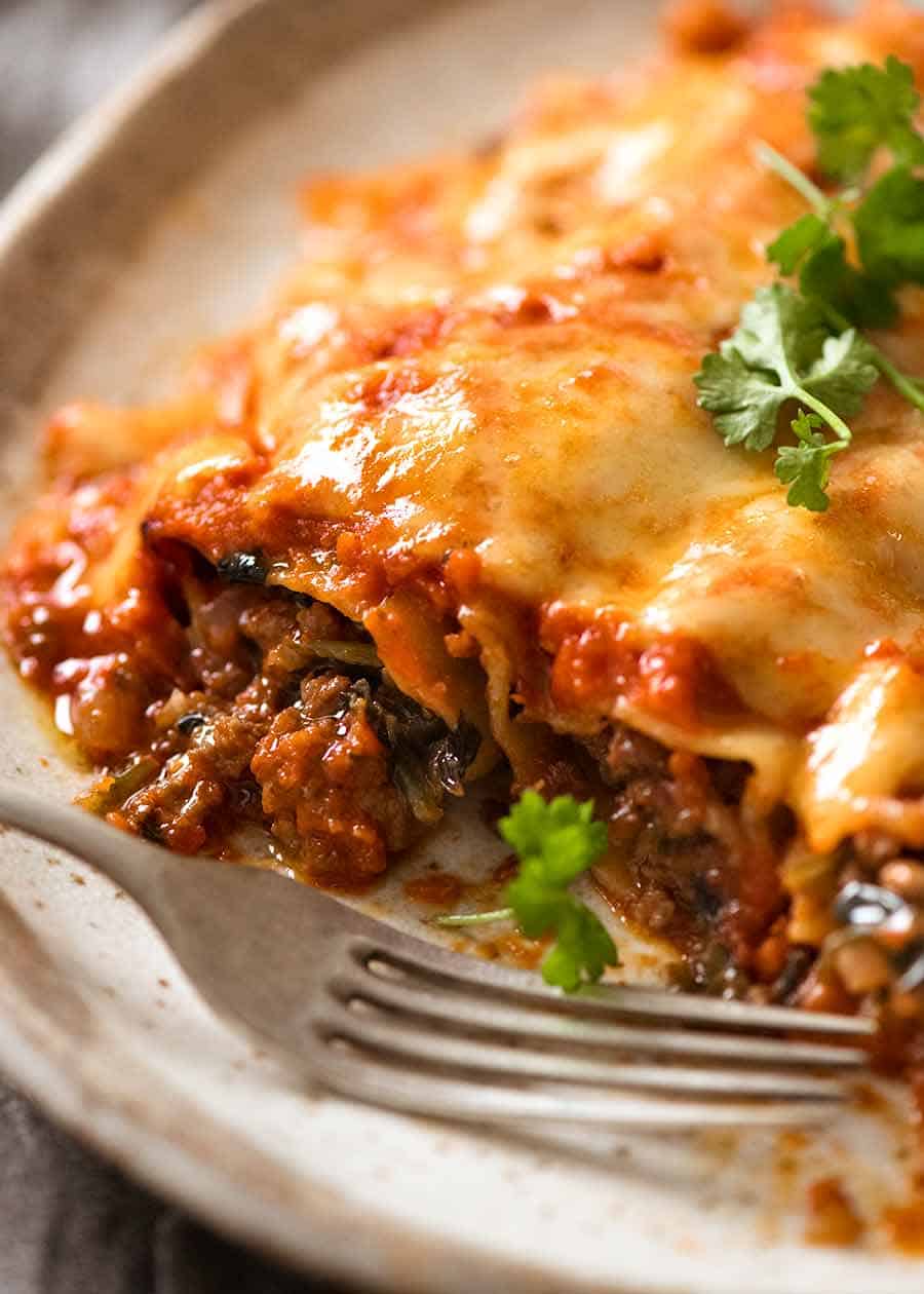 Grind Contempt The above Spinach Beef Cannelloni (Manicotti) | RecipeTin Eats